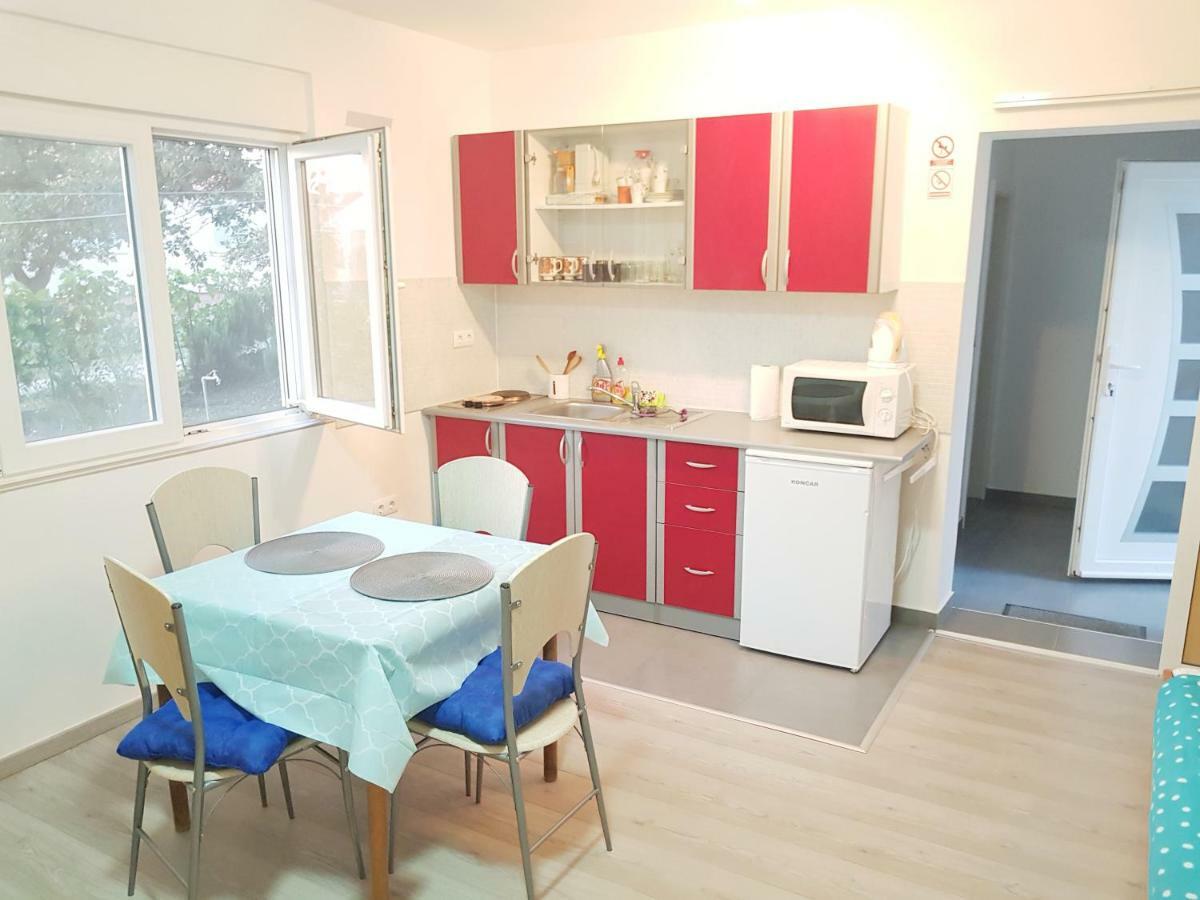 Apartment Brigitte Vrsi Εξωτερικό φωτογραφία