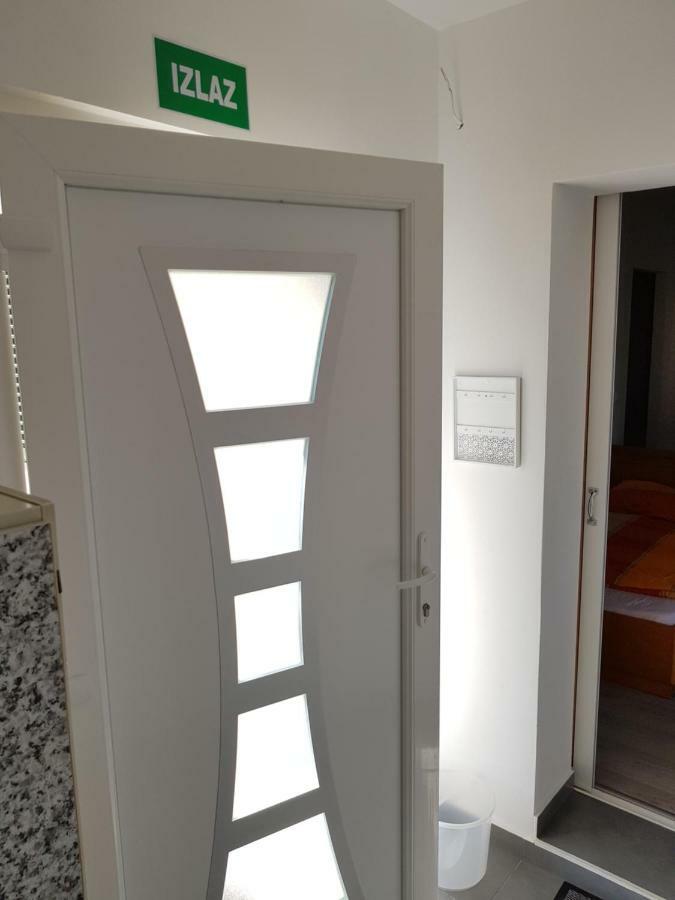 Apartment Brigitte Vrsi Εξωτερικό φωτογραφία